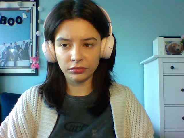 LariceHot webcam