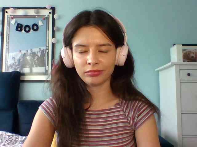LariceHot webcam