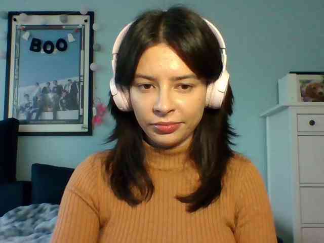 LariceHot webcam