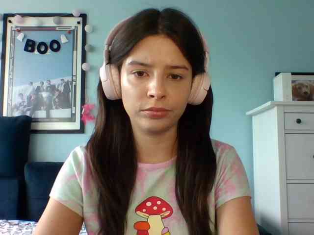 LariceHot webcam