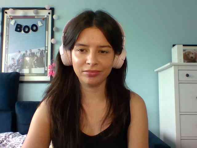 LariceHot webcam