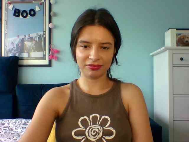 LariceHot webcam