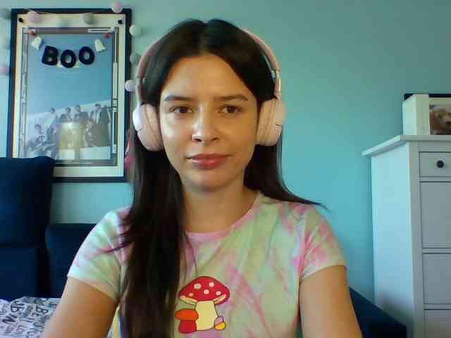 LariceHot webcam
