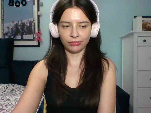 LariceHot webcam