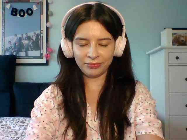 LariceHot webcam