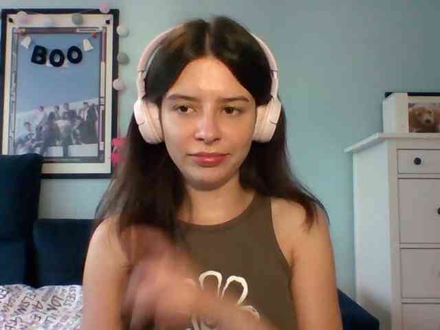 LariceHot webcam