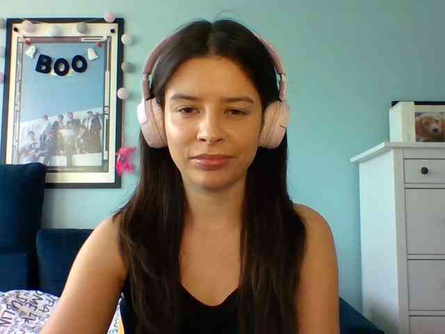 LariceHot webcam