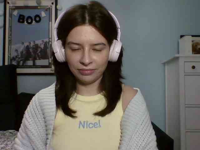 LariceHot webcam