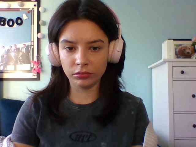 LariceHot webcam