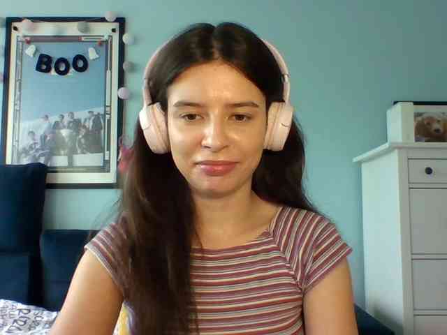 LariceHot webcam