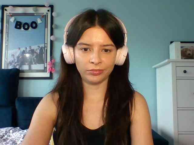 LariceHot webcam