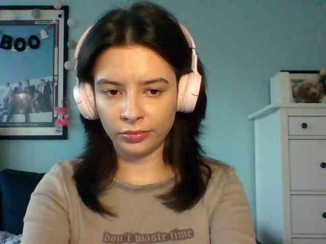LariceHot webcam