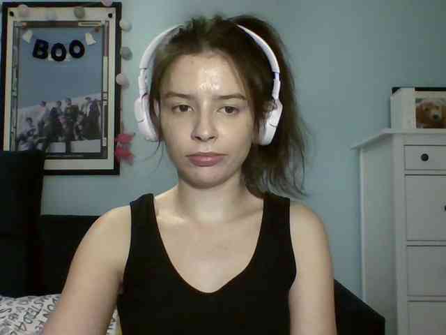 LariceHot webcam
