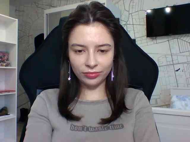 LariceHot webcam