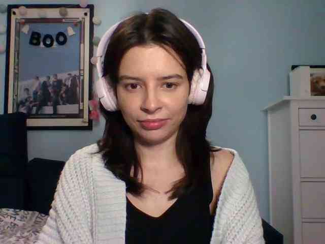 LariceHot webcam