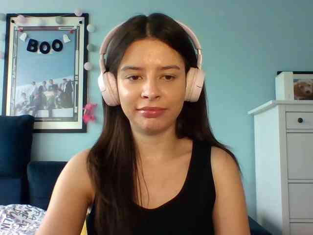LariceHot webcam