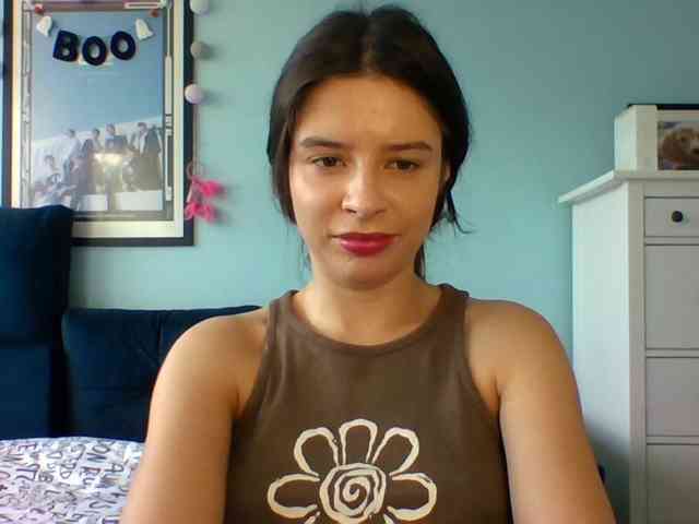LariceHot webcam