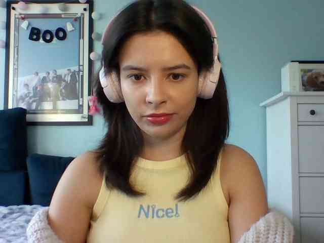 LariceHot webcam