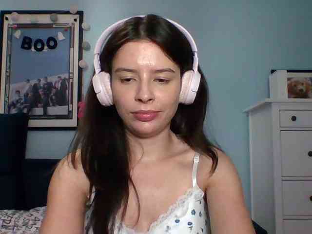LariceHot webcam