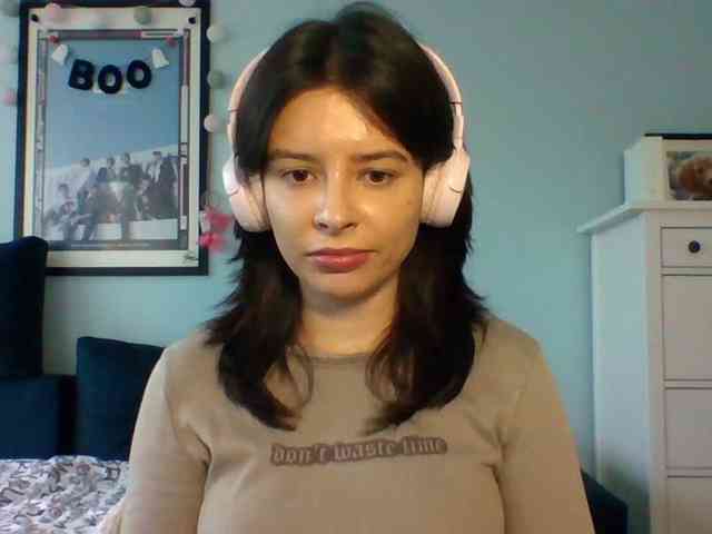 LariceHot webcam