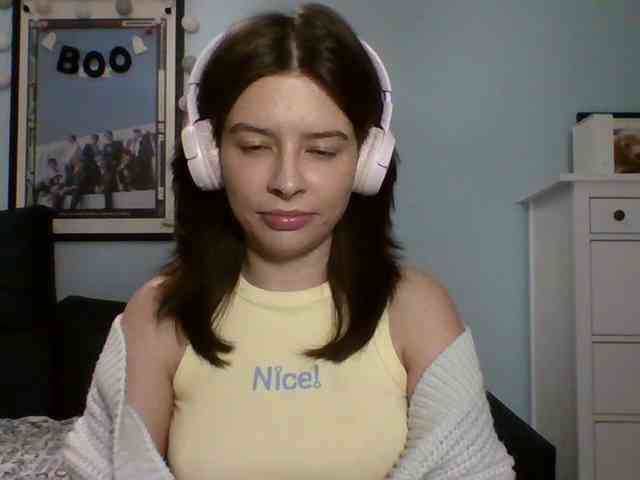LariceHot webcam