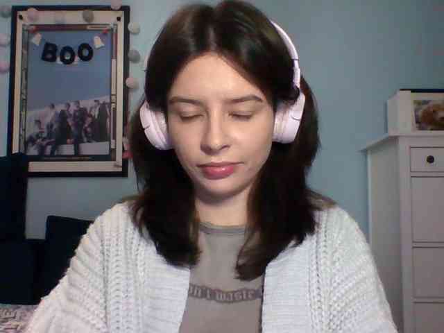 LariceHot webcam