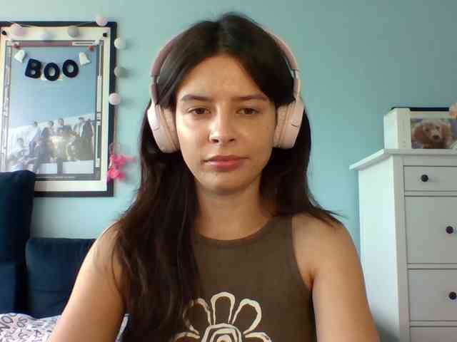 LariceHot webcam