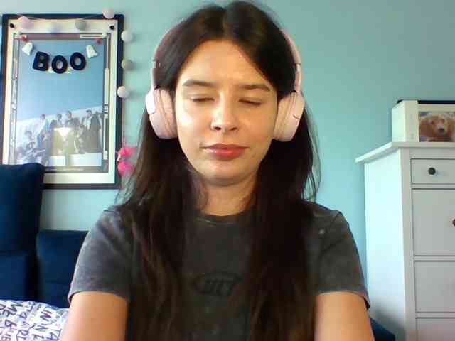LariceHot webcam