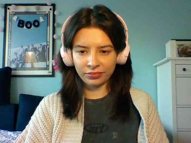 LariceHot webcam
