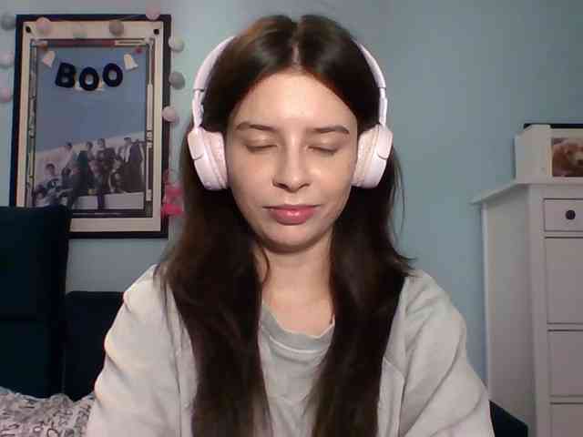 LariceHot webcam