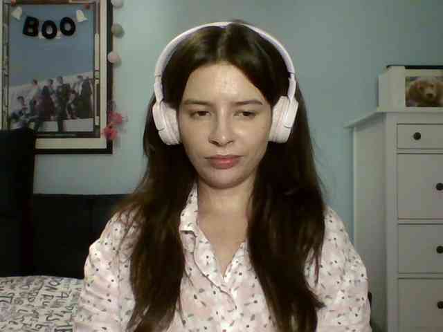 LariceHot webcam