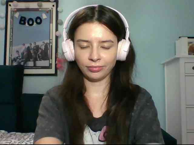 LariceHot webcam