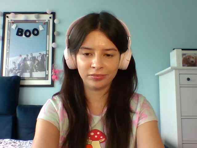 LariceHot webcam