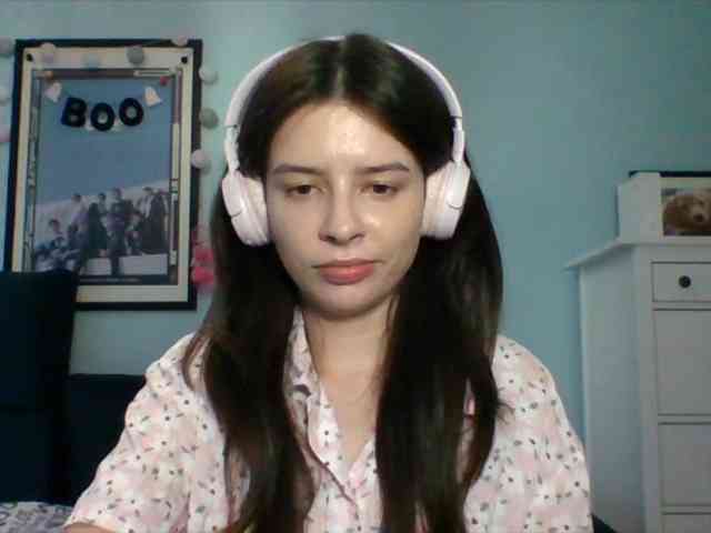 LariceHot webcam