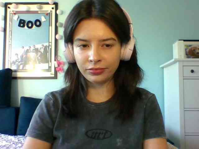 LariceHot webcam