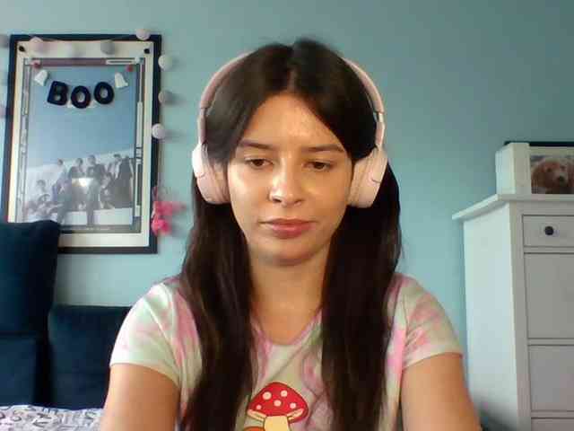 LariceHot webcam