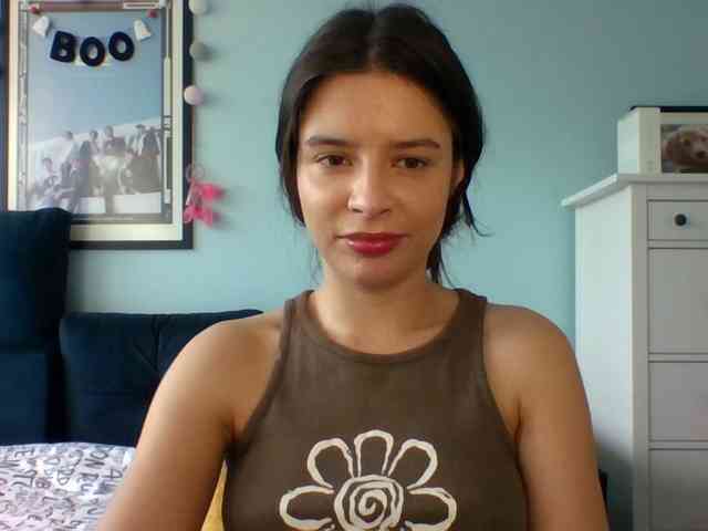 LariceHot webcam