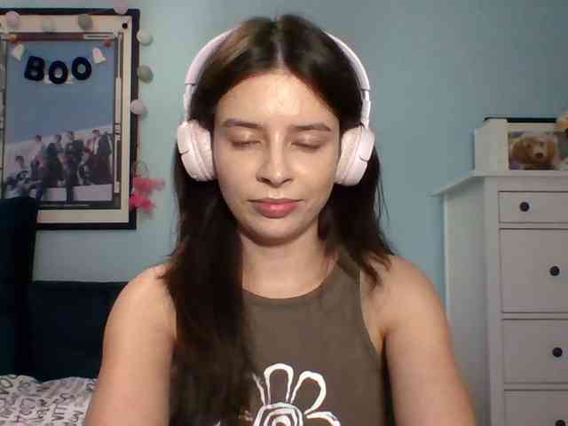 LariceHot webcam