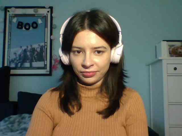 LariceHot webcam