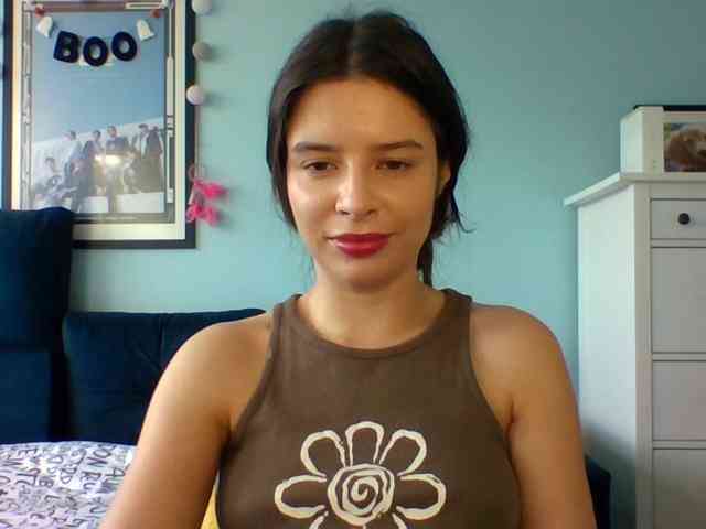 LariceHot webcam