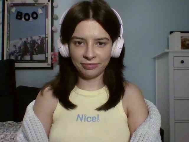 LariceHot webcam