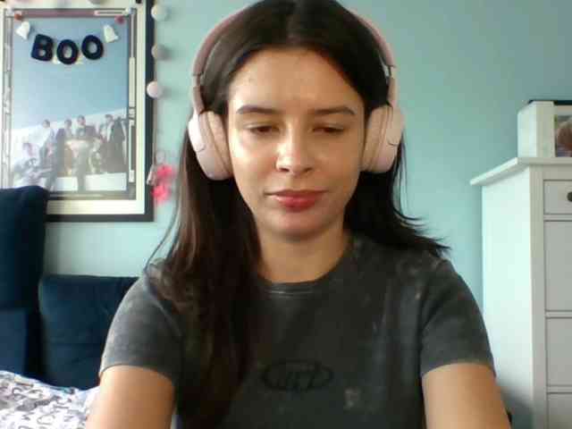 LariceHot webcam