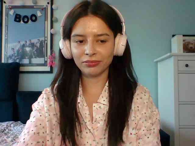 LariceHot webcam