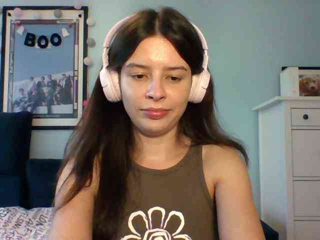 LariceHot webcam