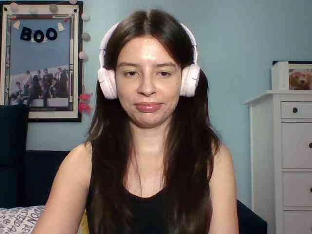 LariceHot webcam