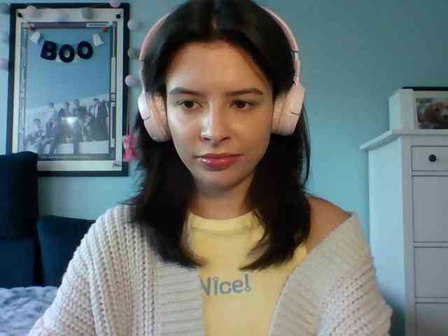 LariceHot webcam