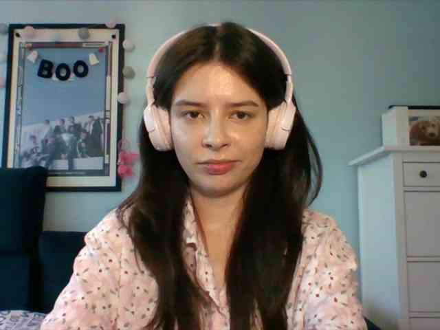 LariceHot webcam