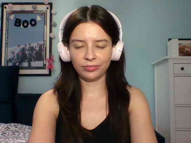 LariceHot webcam
