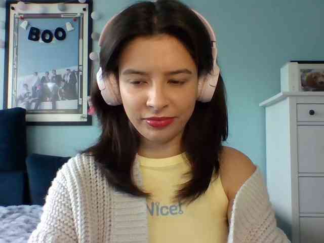 LariceHot webcam