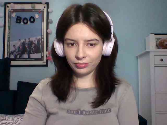 LariceHot webcam